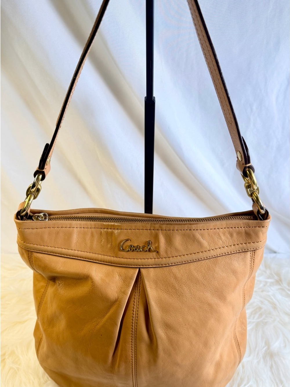 Coach Ashley Leather Shoulder Bag | Tan Camel | Lilac Lining | Style F20114